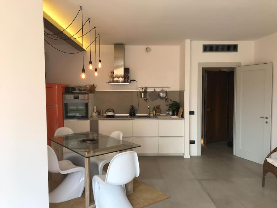 Loft Teatro Politeama - Intero Appartamento In Centro Storico Con Vista Кремона Экстерьер фото